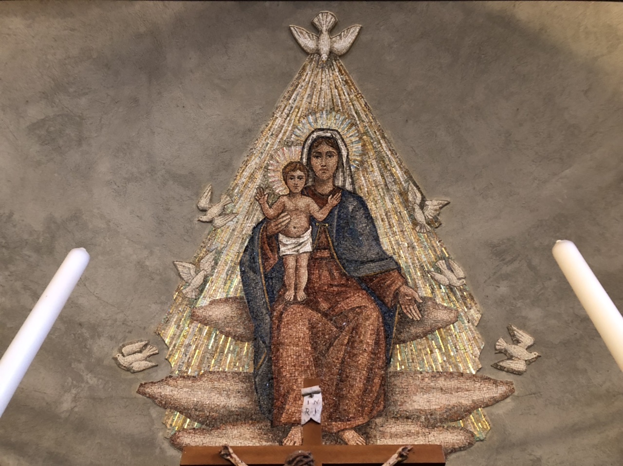 Mosaico Madonna della Pace - chiesa